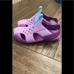 Nike Protect sandals!